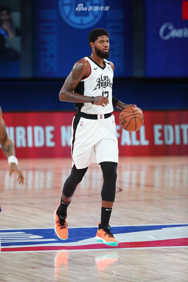 在关键比赛 在关键比赛